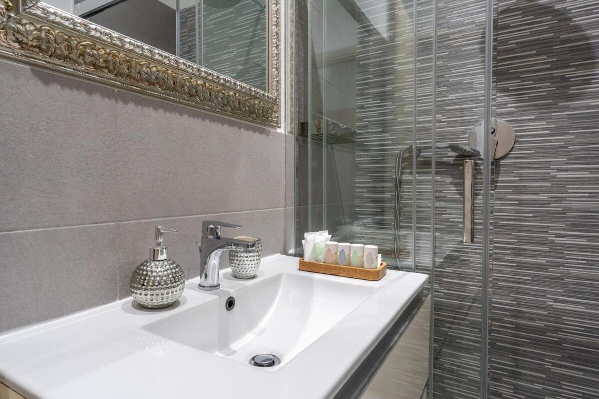 Testaccio Strategic Suite Rome Exterior photo